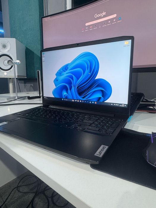 Продам Игровой ноутбук Lenova