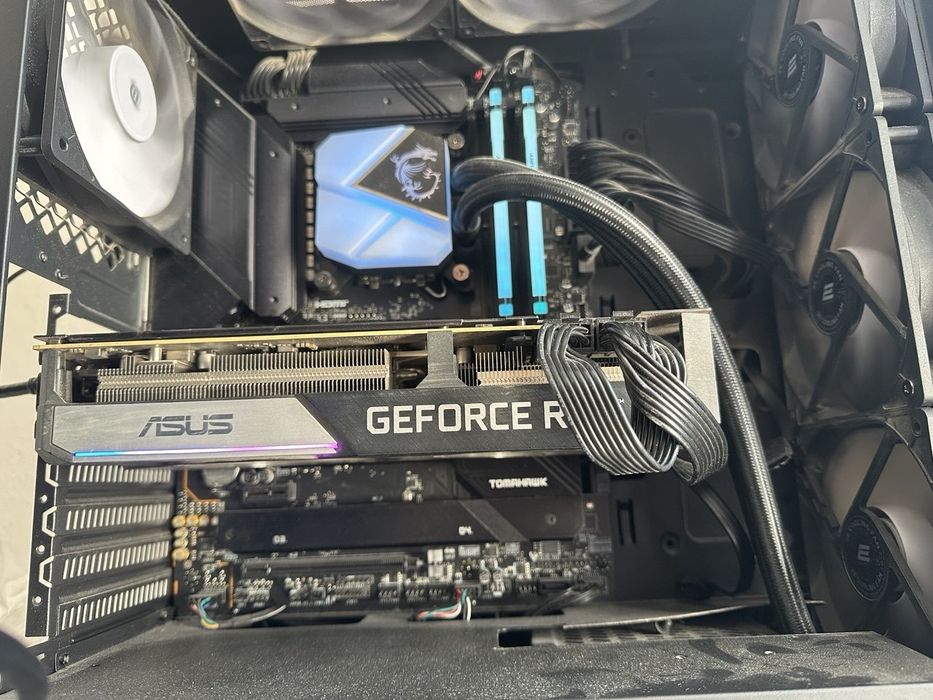RTX 3070 8GB sotiladi — FurMark testidan o'tgan, aybi yo'q
