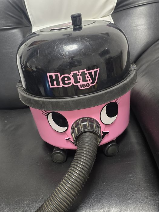 Aspirator Henry Numatic uz domestic