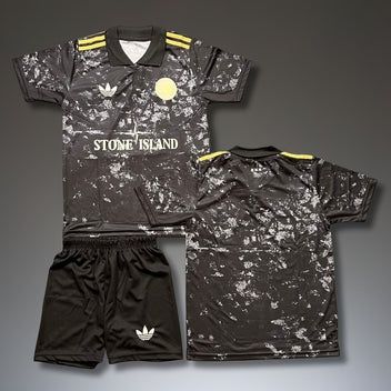 Детски екип на АЯКС# специално издание Stone Island!