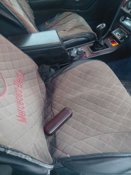 Продам надёжного друга W124