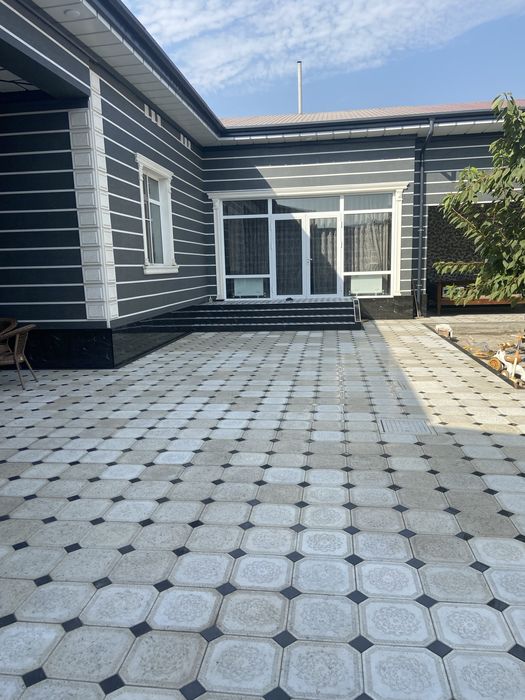 Фаргонада илгор 5  аэропорт котедж сотилади.