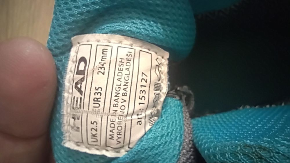 Vând ghete băieți Head impermeabil 35