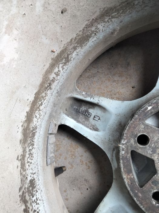 Диски автомобиль на 15