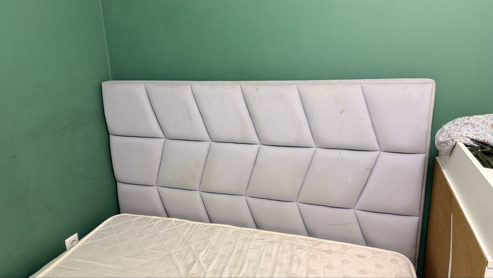 Продам спальную кровать