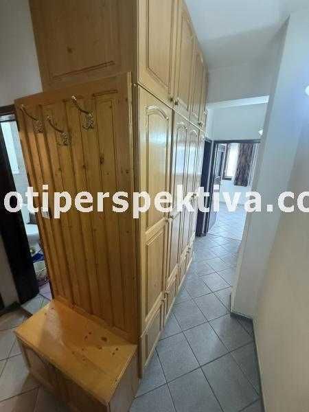 реф.17863 Среден етаж, отлична локация-Здравна каса!