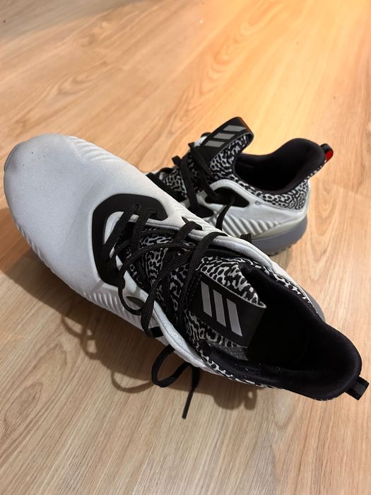 Adidas alfabounce