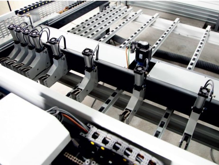 Форматно-раскроечный центр с ЧПУ JIYU KS928