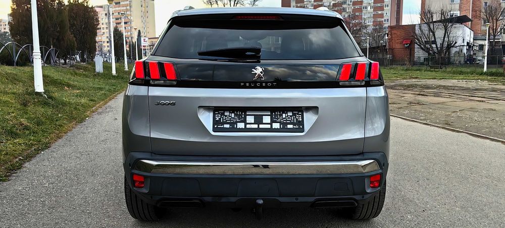 Peugeot 3008 * Allure * Navi * Carplay * Jante 19" * Diesel