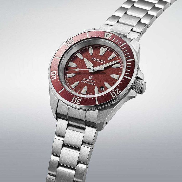 Seiko Prospex "Shogurai" Automatic Diver’s Red Dial SRPL11
