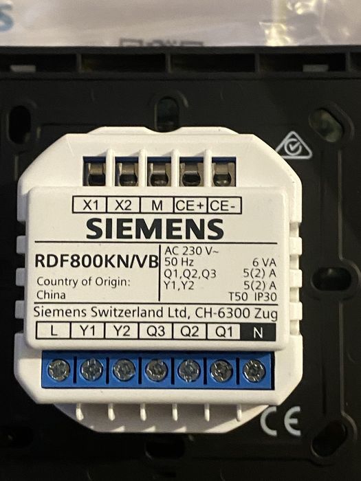 Termostat Siemens RDF800KN/VB cu touch