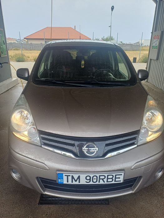 Nissan note 2011