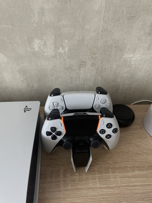 Продам PlayStation 5 pro