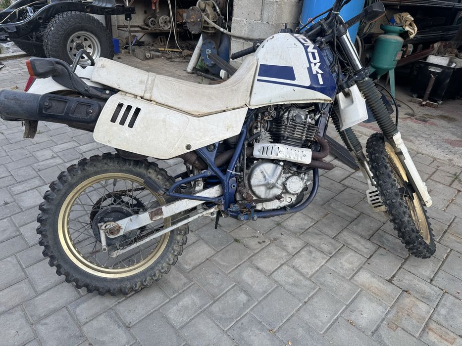 Suzuki dr650  Schimb enduro nu Honda Yamaha kawasaki