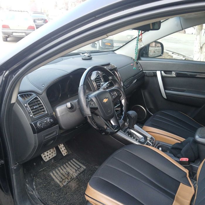 Продам Captiva 2 / 4 поколения, 2011 год