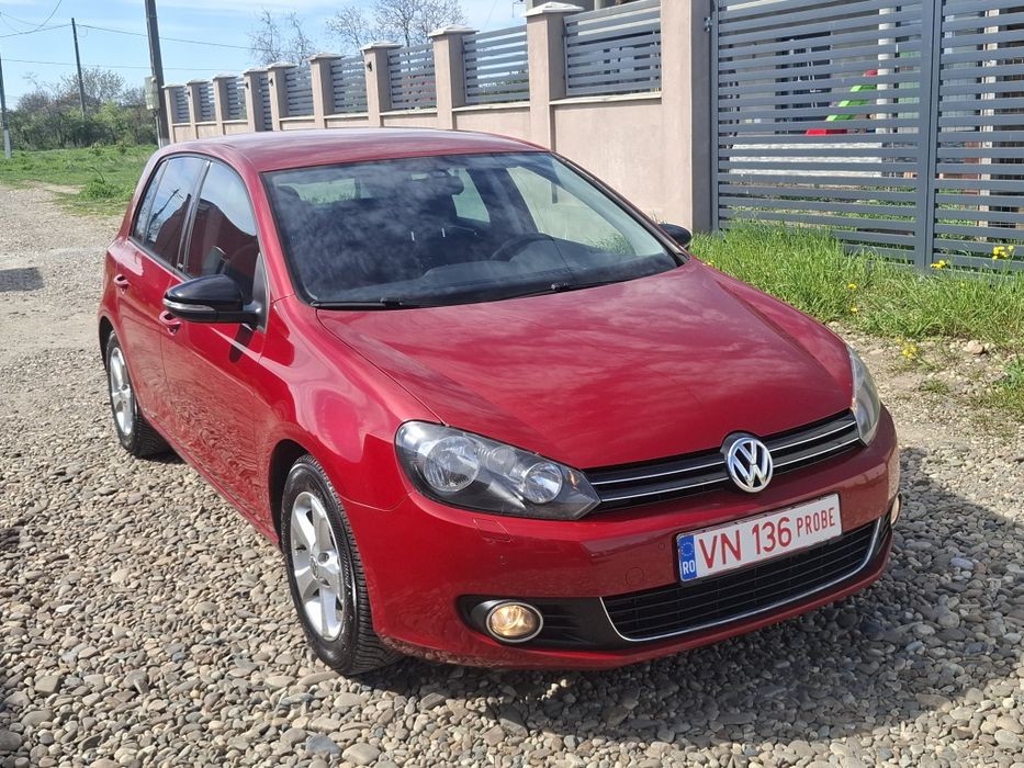 VW GOLF model STYLE 1.2 TSI Stare impecabila  revizii totale !