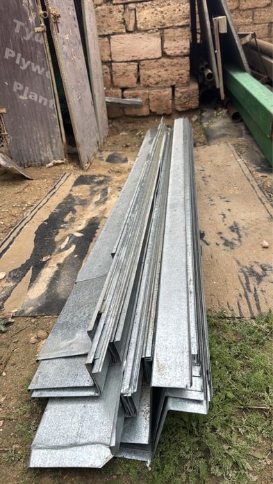 Подоконники.