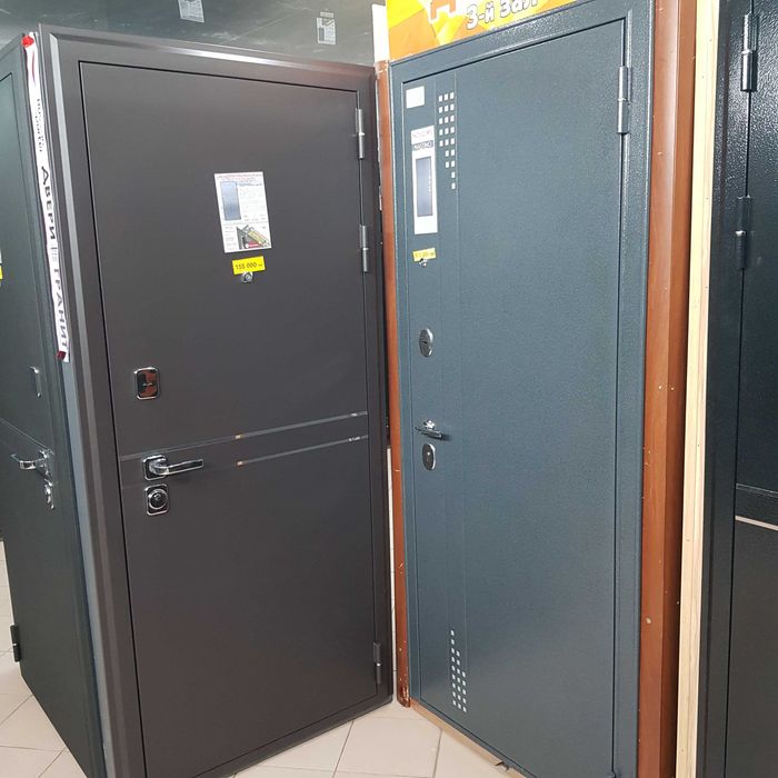 входная дверь новая