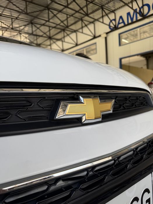 Продам машину спарк