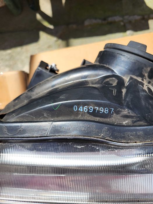 Фарове за Toyota Hilux VII