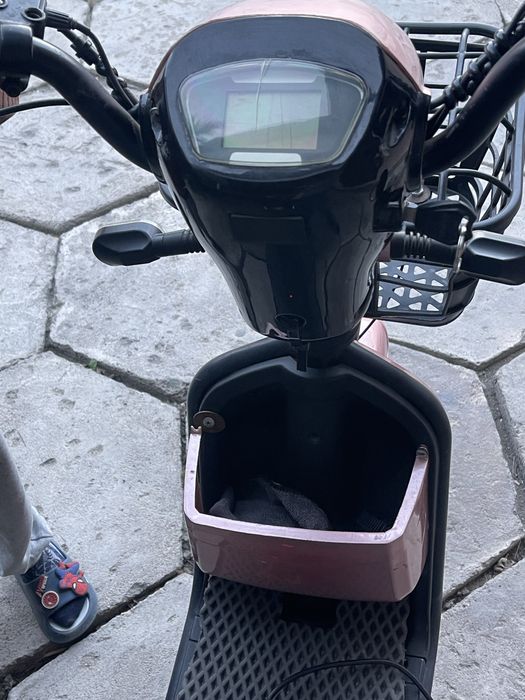 Электроскутер.