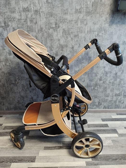 Продам детскую коляску