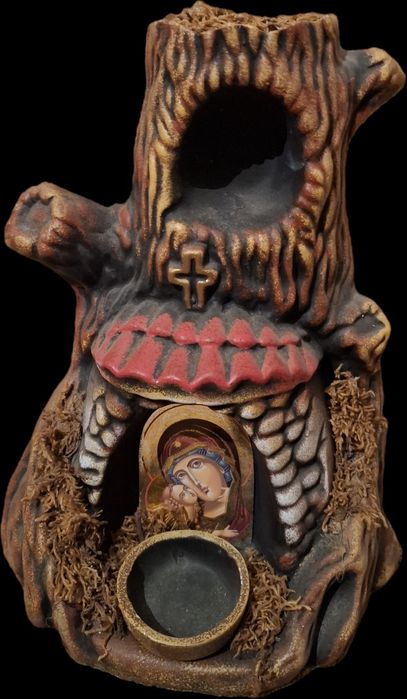 Голям керамичен параклис на Света Богородица