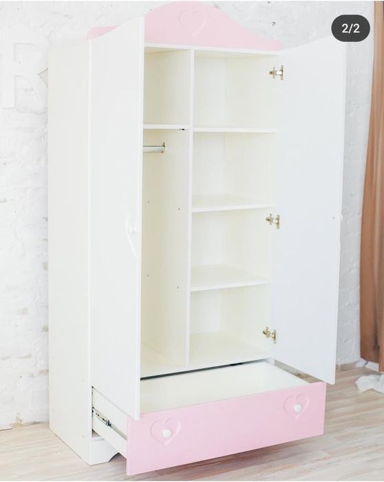 Продам шкаф,комод,кровать