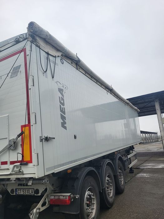 Semiremorcă 55m³ cereale 2024  Mega Light| Stare impecabilă
Semiremo