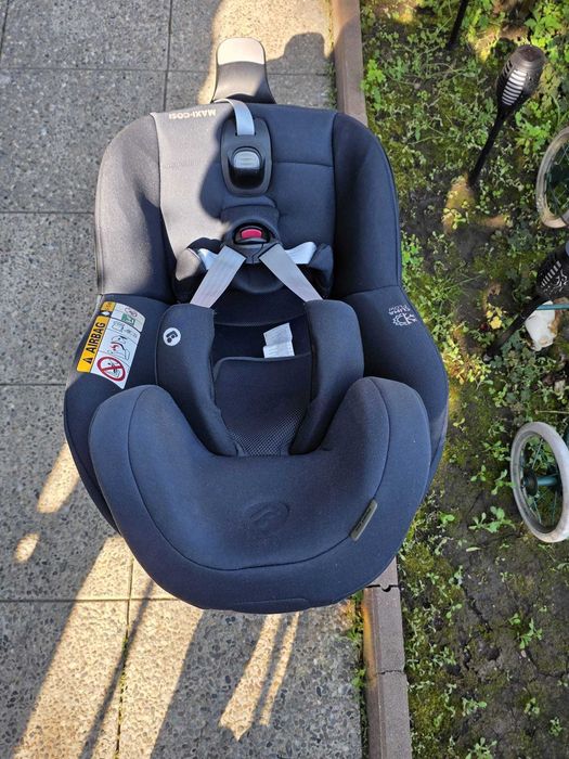 Scaun auto pivotant Maxi-Cosi Pearl 360 + Bază Isofix FamilyFix 360 – Stare excelentă