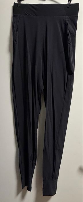 Дамски панталон nike xs