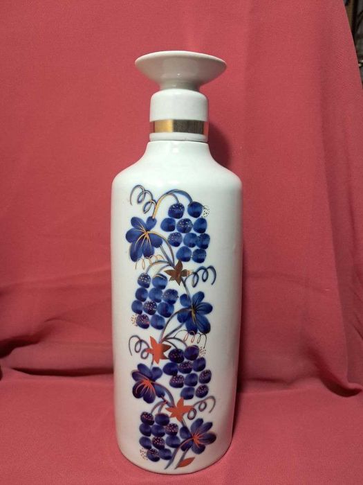 Штоф с закручивающейся крышкой. Полонский фарфоровый завод