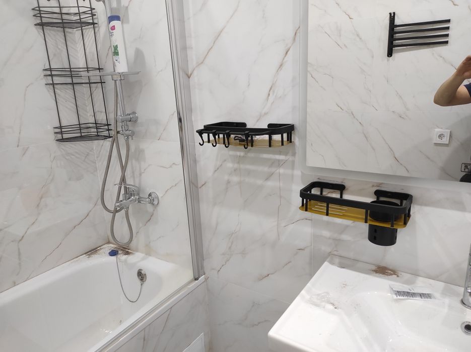 Мастер на час , плотник, сантехник ,ремонт мебели.