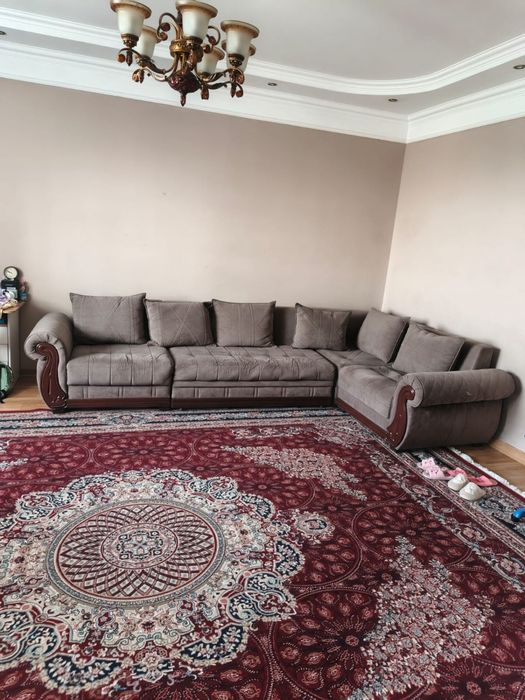 Продам диван серый  б/у