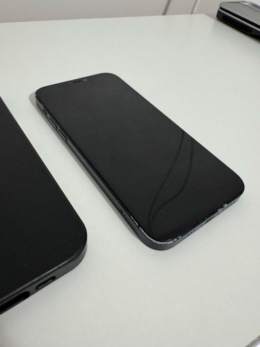Iphone 12 64 GB Black