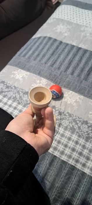 Krom Kendama Davide pro model.