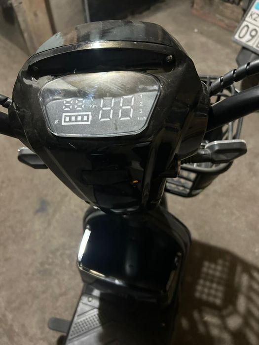 Электро скутер срочно продам