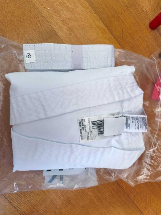 NOU Costum Karate Junior 120 cm Decathlon