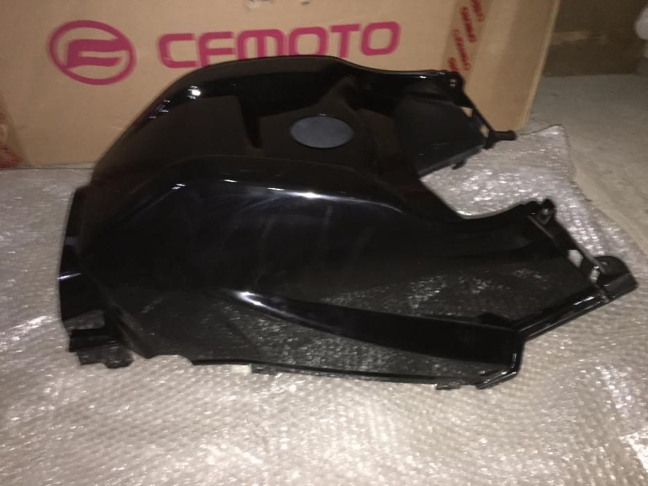 Piese de schimb ATV CFMOTO X5/X6-Carena rezervor
