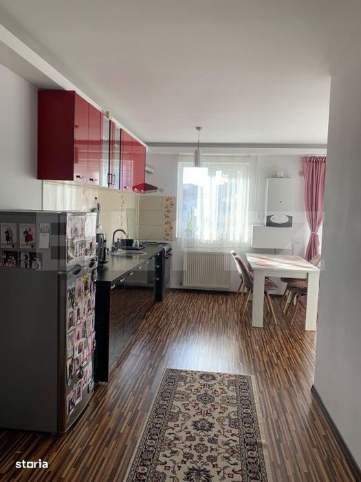 Apartament 3 camere, 59 mp, 2 balcoane, etaj intermediar, Florilor