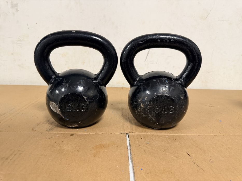 Set kettlebell 16 kg+16 kg=32 kg fier germany pret 400 lei