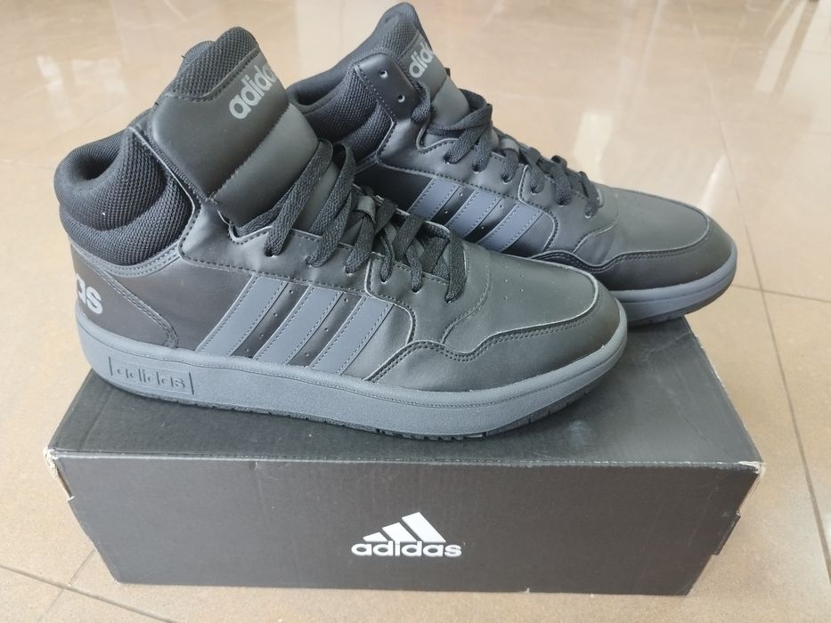 Adidas mid 43 100%original