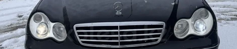 Продам фары мерс w203  рест