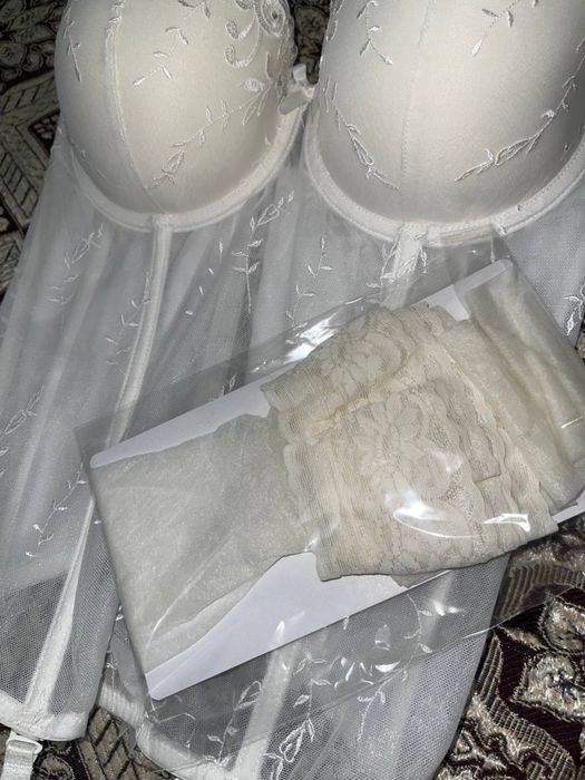 Корсет женский белый