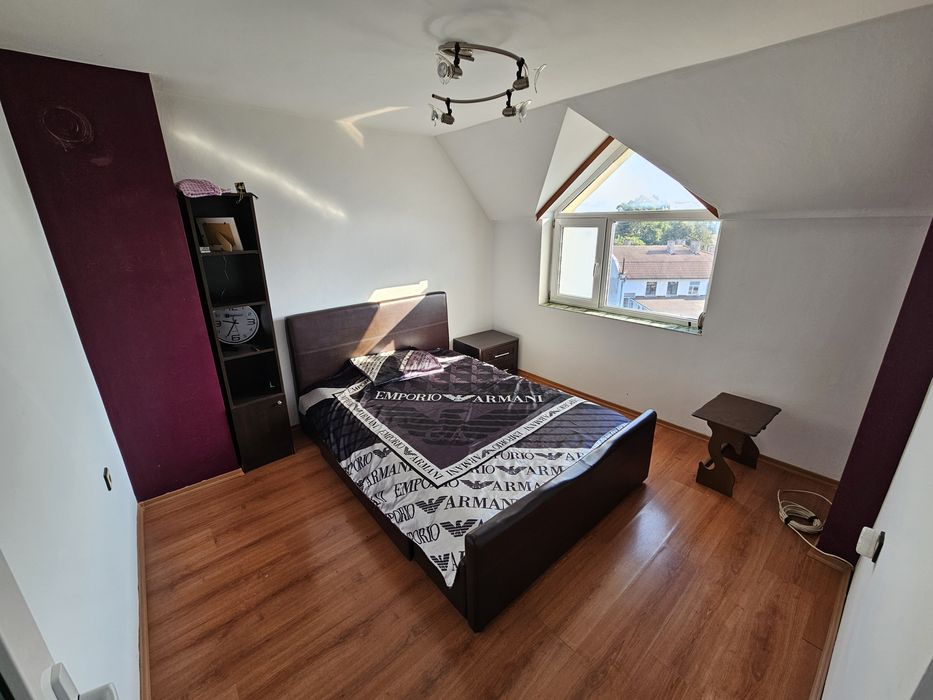 Продава се Тристаен апартамент в Омуртаг - 73 кв.м за 664 €/кв.м - Снимка #8