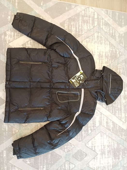 Продам зимнюю куртку