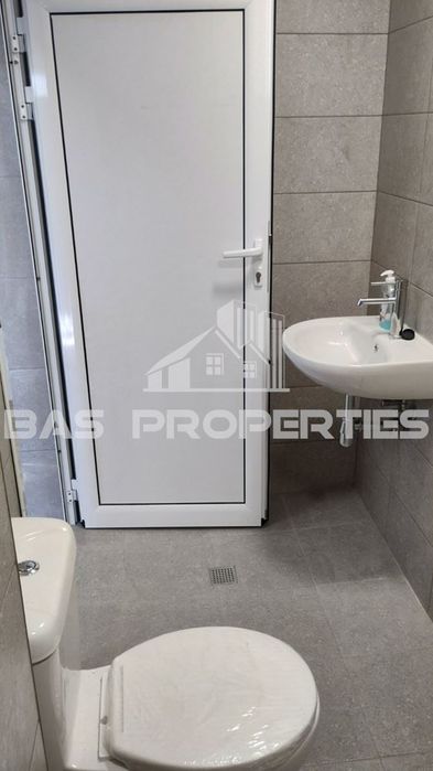 Дава се под наем Етаж от къща в София, Люлин 1 - 360 кв.м за 5100 € - Снимка #8