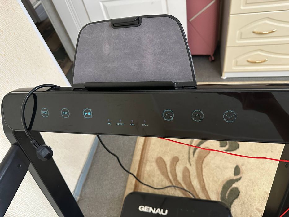 Беговая дорожка Genau