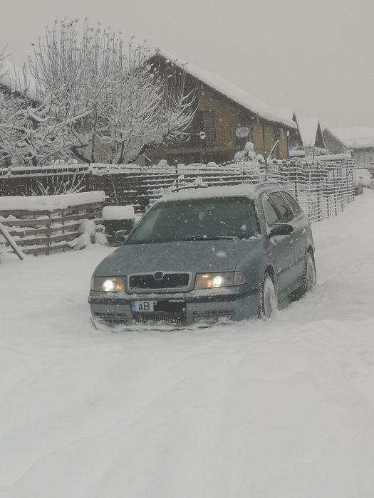 Vând Skoda Octavia 1 1.9 tdi asv 2002 diesel 81kw 110CP