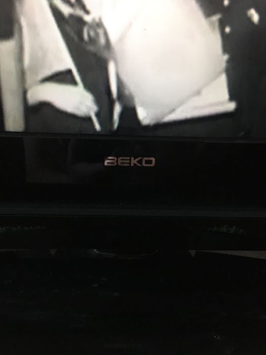 Продам жк тв б/у BEKO